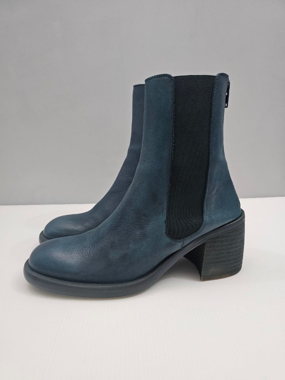 Free People Essential Chelsea Ankle Boots Women EU 39 Topiary Leather Block Heel